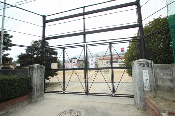 サンローレル八幡