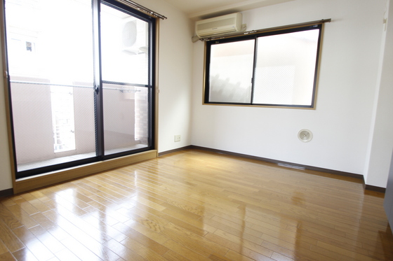 ポートサイド御幸