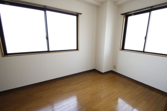 ポートサイド御幸