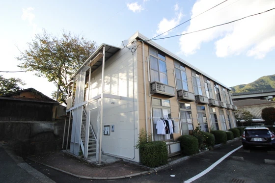 レオパレスクエスト