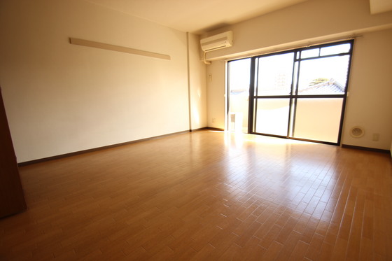 クレールミタキ