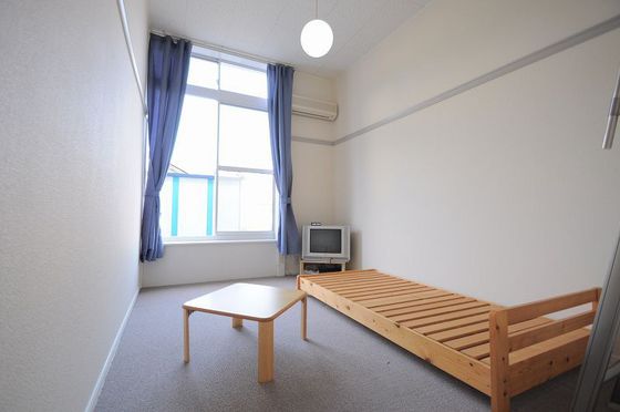 レオパレス西山荘