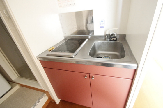 レオパレスグリンビュー F