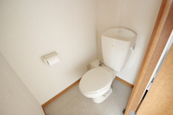 レオパレスグリンビュー F