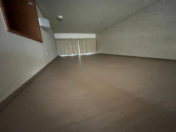 レオパレスグリンビュー F