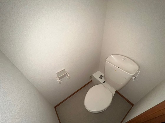 レオパレスグリンビュー F