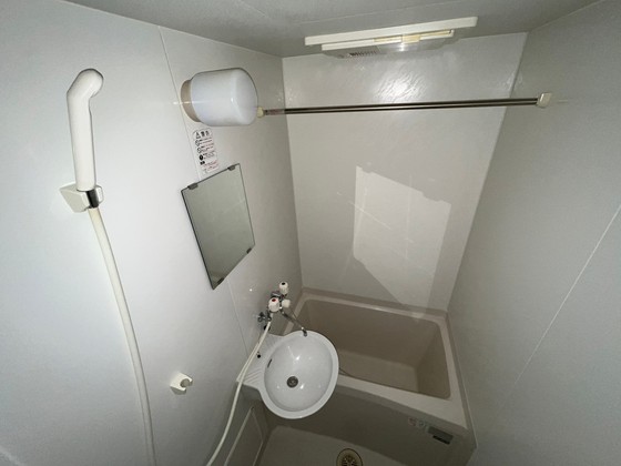 レオパレスグリンビュー F