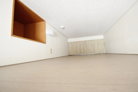 レオパレスグリンビュー F