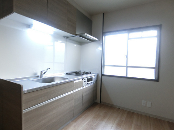 エメラルドマンション五日市