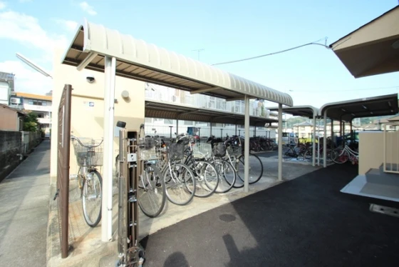 エメラルドマンション五日市