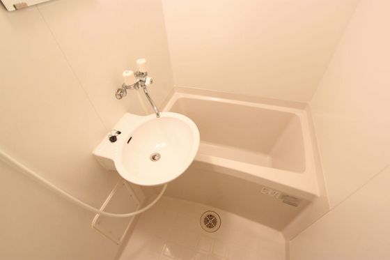 レオパレスオズヴァリー