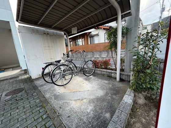 エスポワール祇園A・B B