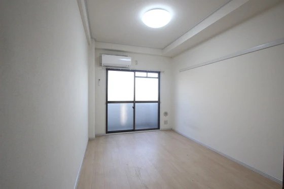 ジョイフリー皆賀