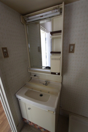 第3カジカワビル