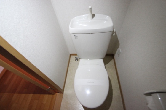 ディアハイム江波