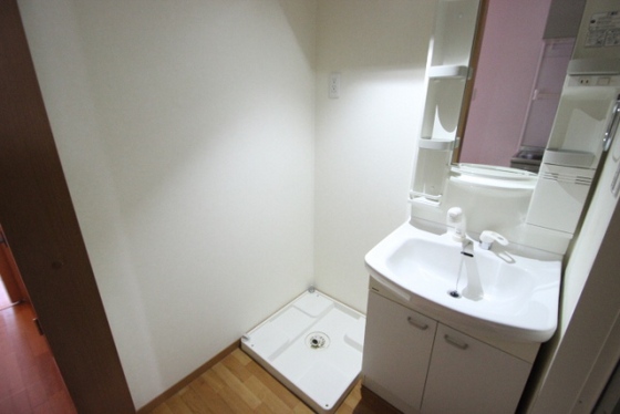 ディアハイム江波