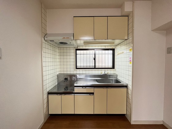 クレセント石本