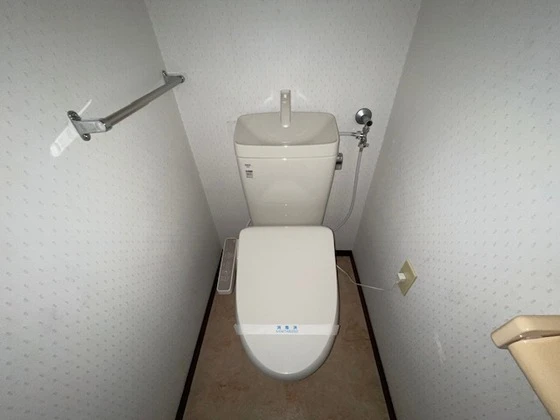 日商岩井光町ハイツ