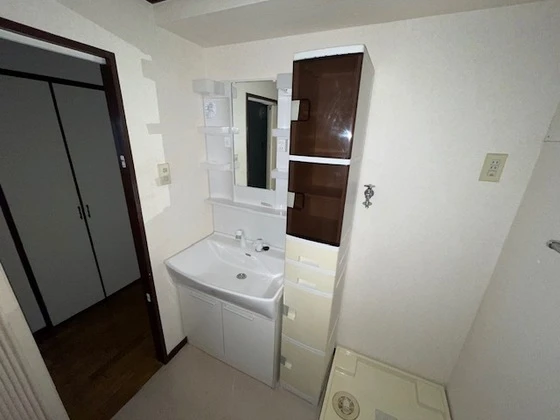 日商岩井光町ハイツ