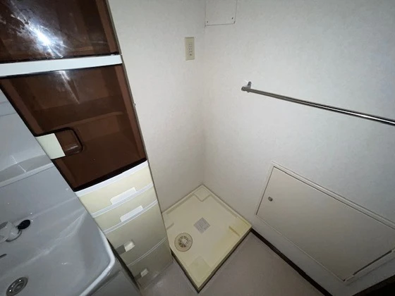 日商岩井光町ハイツ