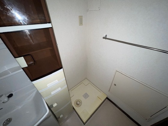 日商岩井光町ハイツ