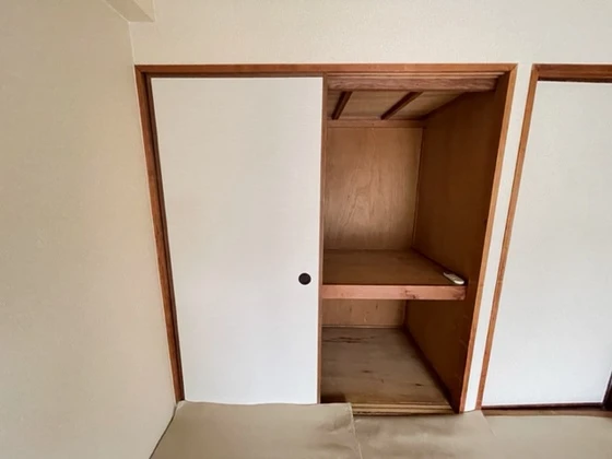 日商岩井光町ハイツ