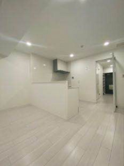 日商岩井光町ハイツ