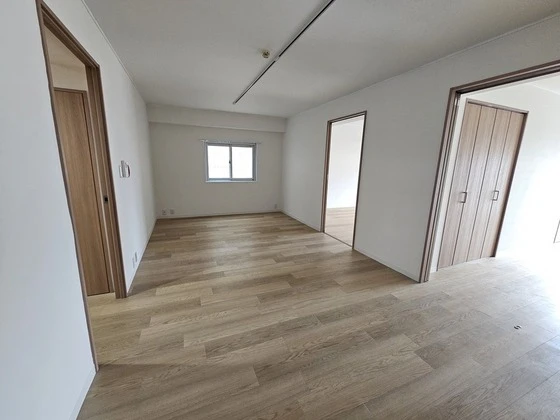 日商岩井光町ハイツ