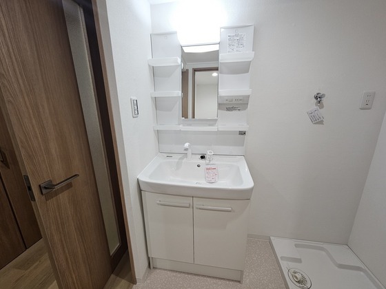 日商岩井光町ハイツ