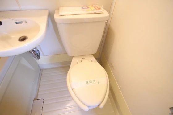 日商岩井光町ハイツ