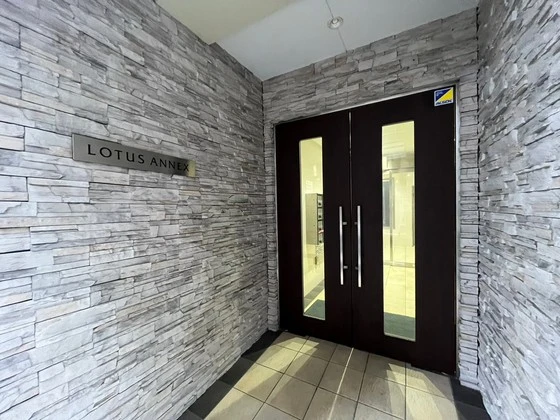 ロータスアネックス