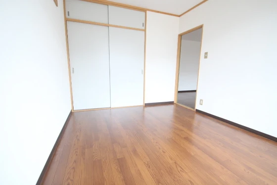 エル・コーポ中山