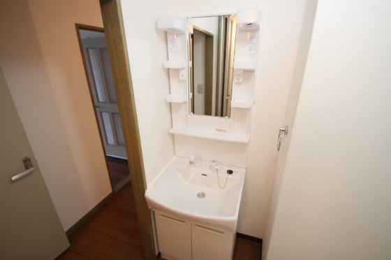 エル・コーポ中山