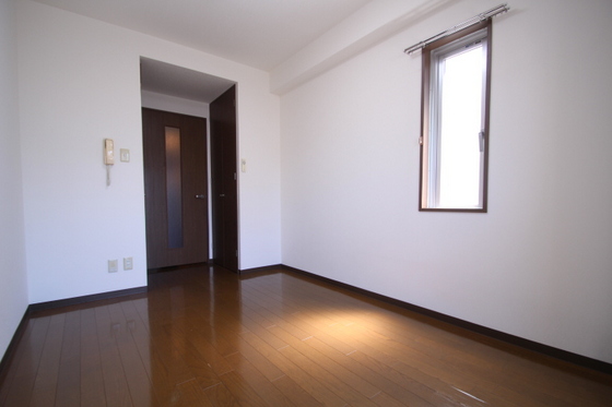 エスポアール石川