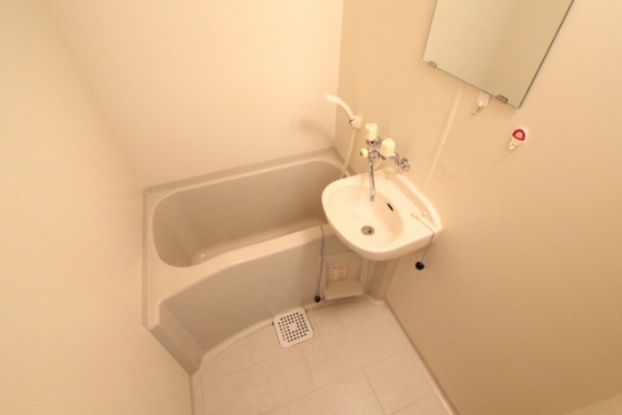 エスポアール石川