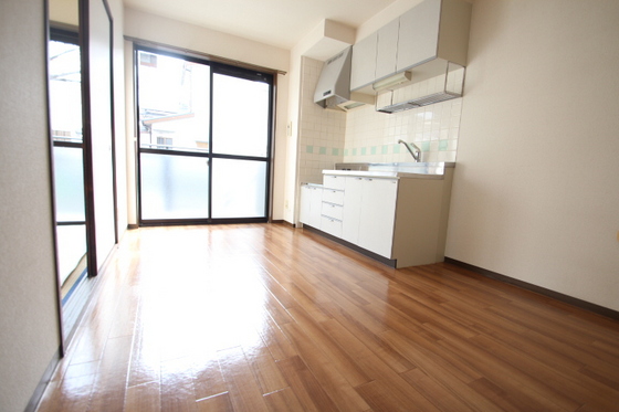 フォブール鶴江