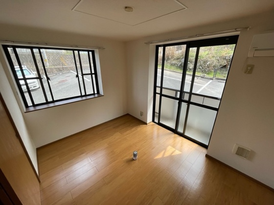 イーストヒルズ