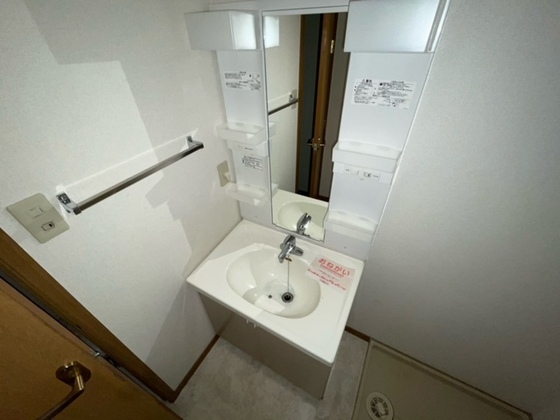 イーストヒルズ