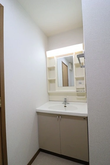 イーストヒルズ