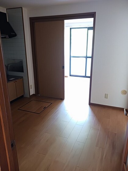 イーストヒルズ