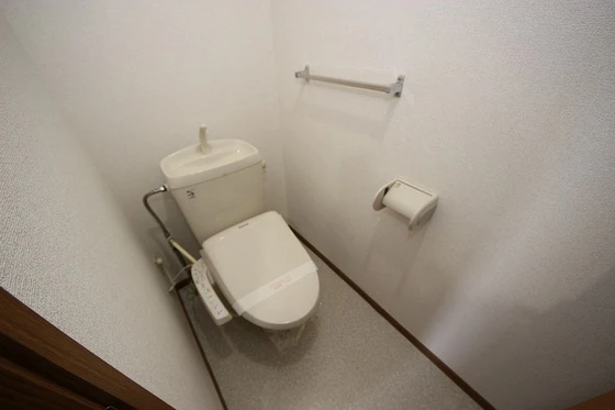 イーストヒルズ