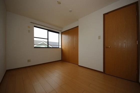 イーストヒルズ