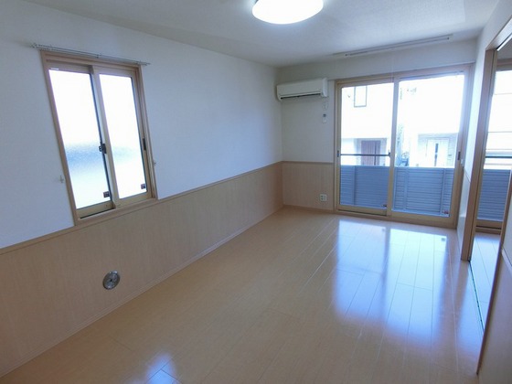 リビングタウン山本 B棟