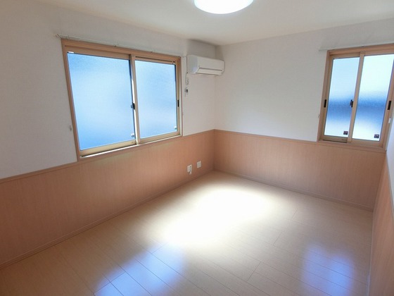 リビングタウン山本 B棟