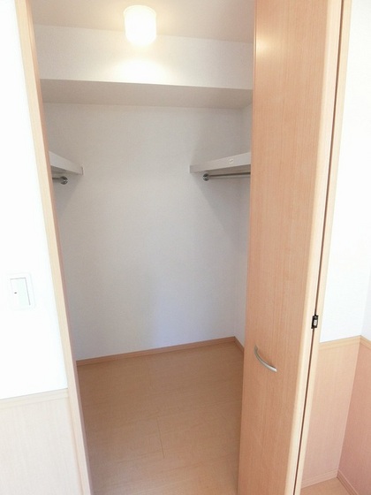 リビングタウン山本 B棟