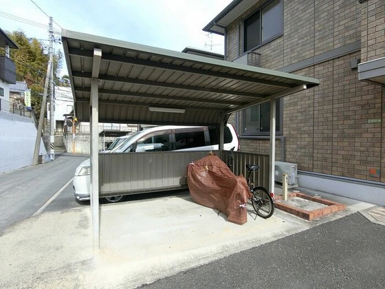 リビングタウン山本 B棟