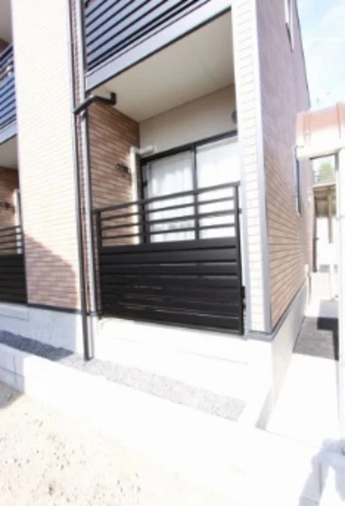 レオネクストプレミール