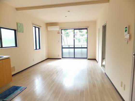 ディアス戸坂新町 A棟