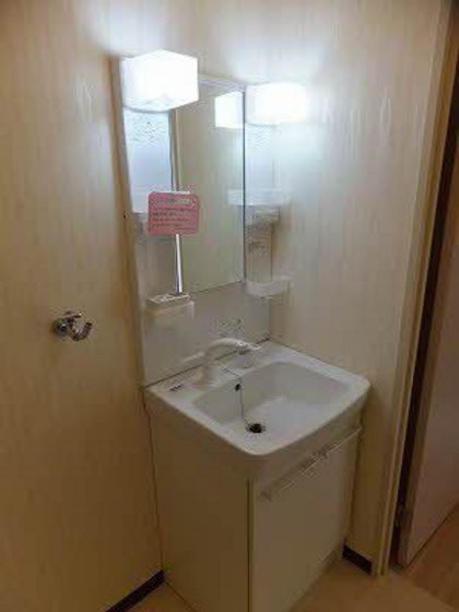 ディアス戸坂新町 A棟