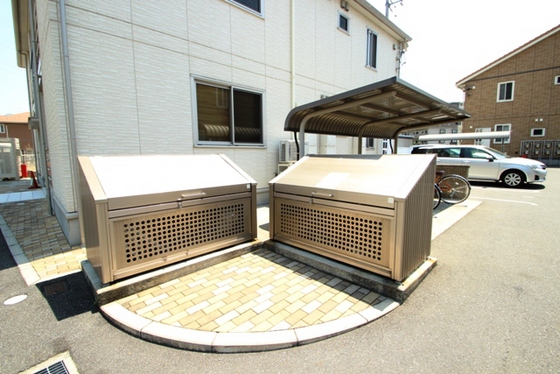 ヴィラージュ C棟